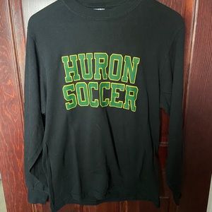 Black long sleeve t-shirt